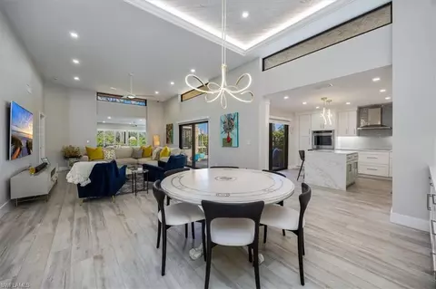6814 Pelican Bay Blvd #1203, Naples, FL 34108