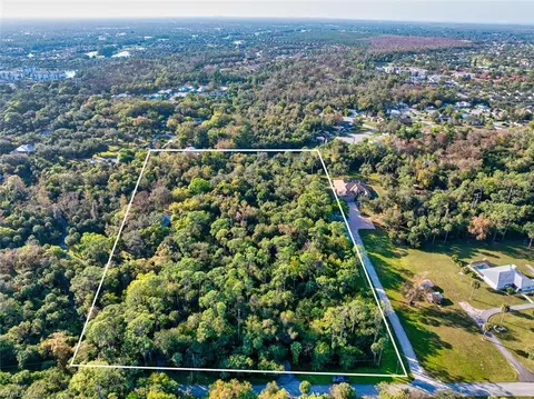 6235 Everett St, Naples, FL 34112