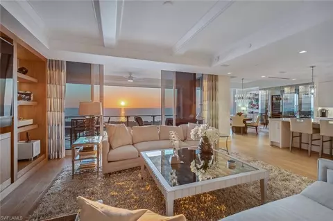 6897 Grenadier Blvd #1903, Naples, FL 34108