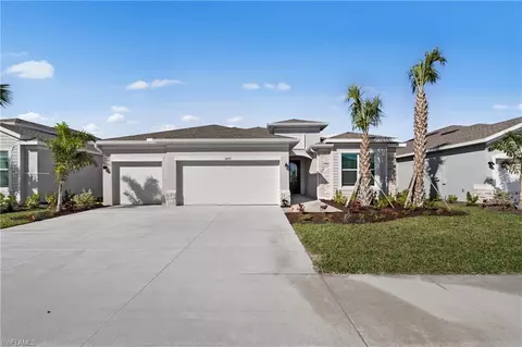 9290 Aqua Overlook Ct, Lehigh Acres, FL 33936