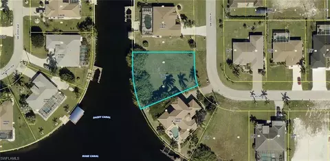 4014 SW 19th Pl, Cape Coral, FL 33914