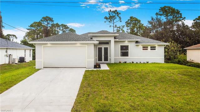 2604 10th St W, Lehigh Acres, FL 33971