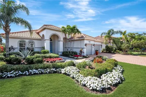 9714 Nickel Ridge Cir, Naples, FL 34120