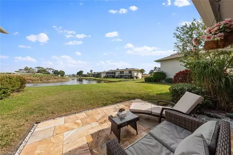 211 Palm Dr #1, Naples, FL 34112
