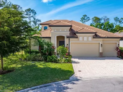 3048 Mandalay Ct, Naples, FL 34105