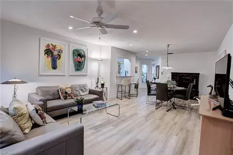 601 Courtside Dr #F101, Naples, FL 34105