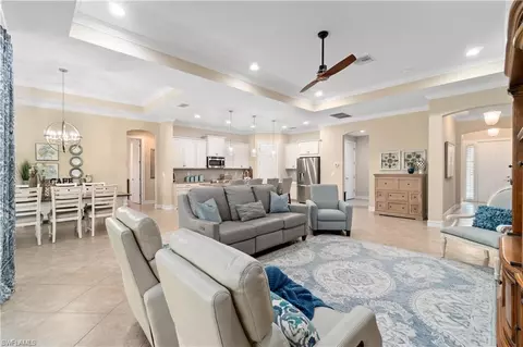 10191 Avonleigh Dr, Bonita Springs, FL 34135