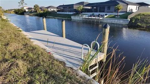 1610 NE 12th Ter, Cape Coral, FL 33909