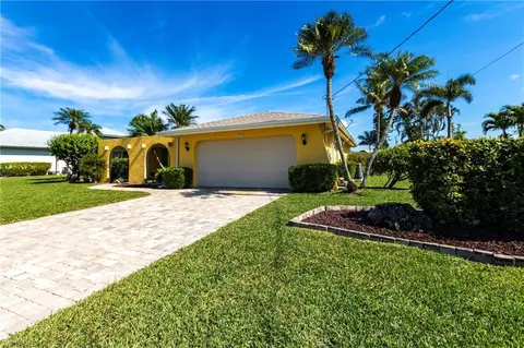 3353 SE 19th Ave, Cape Coral, FL 33904