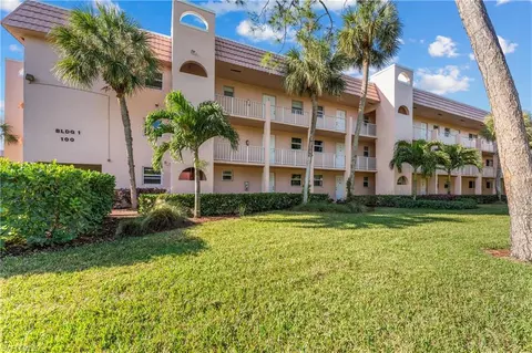 100 Forest Lakes Blvd #107, Naples, FL 34105