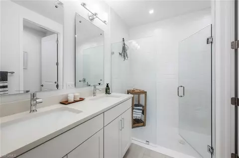 Bath - 7539 Rockefeller Dr, Naples, FL 34119 photo 1 of 5