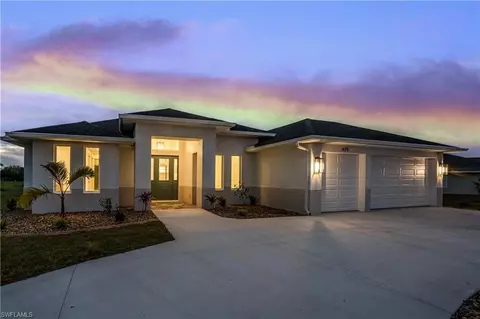 425 Orinoco St, Punta Gorda, FL 33983