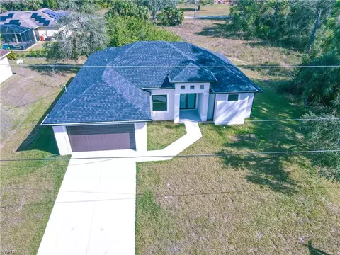 139 Beckley Dr, Lehigh Acres, FL 33974