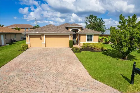 1817 SW 49th Ln, Cape Coral, FL 33914