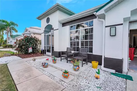 1741 Emerald Cove Cir, Cape Coral, FL 33991