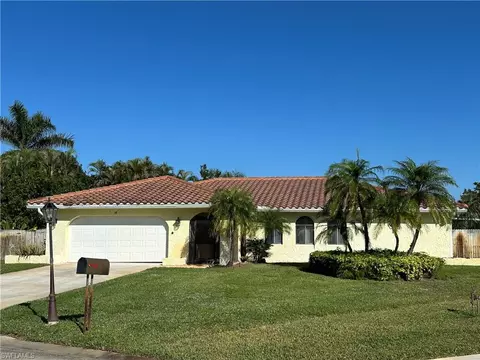 181 Heather Grove Ln, Naples, FL 34113