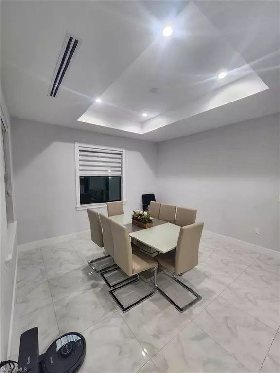 Dining - 2406 37th Ave NE, Naples, FL 34120 photo 2 of 2
