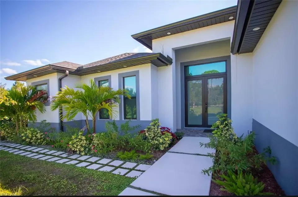 Exterior - 2406 37th Ave NE, Naples, FL 34120 photo 4 of 5