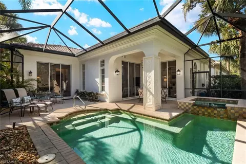 4670 Via Roma, Bonita Springs, FL 34134