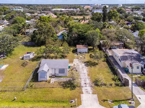 Bayside St, Naples, FL 34112 photo 4