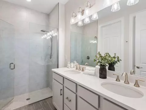 Bath - 1169 Enbrook Loop, Naples, FL 34114 photo 1 of 2