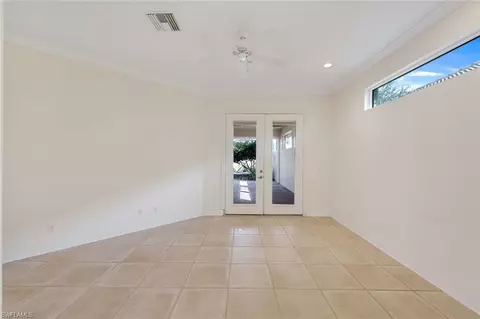 388 Mallory Ct, Naples, FL 34110 photo 18