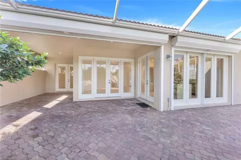 388 Mallory Ct, Naples, FL 34110 photo 30