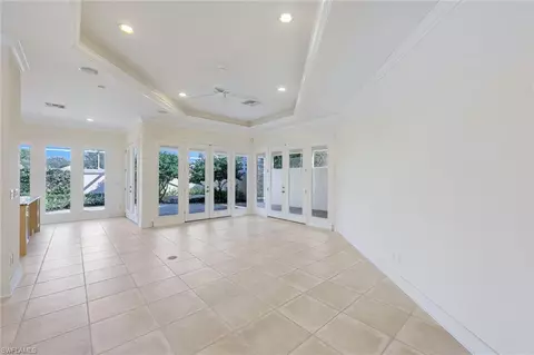 388 Mallory Ct, Naples, FL 34110 photo 6