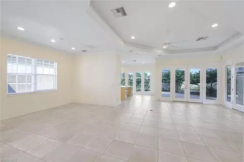 388 Mallory Ct, Naples, FL 34110 photo 7