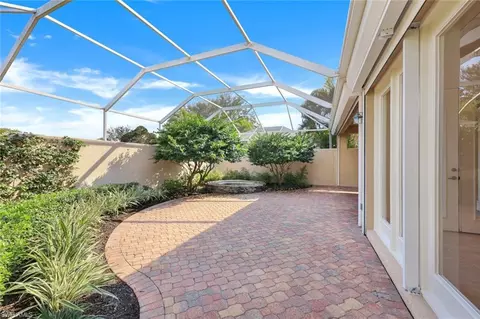 388 Mallory Ct, Naples, FL 34110 photo 32