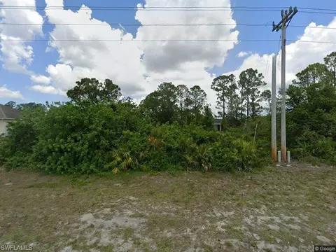 366 Mcarthur Blvd, Lehigh Acres, FL 33974