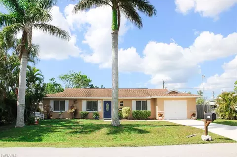 18584 Sebring Rd, Fort Myers, FL 33967