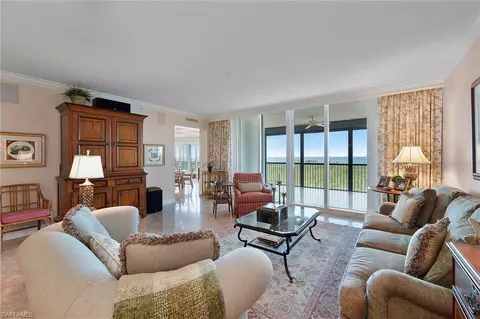 7575 Pelican Bay Blvd #902, Naples, FL 34108