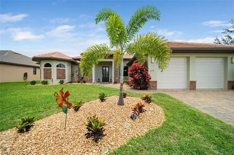 1149 SW 37th St, Cape Coral, FL 33914