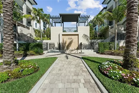 Exterior - 1135 3rd Ave S #516, Naples, FL 34102 photo 4 of 4