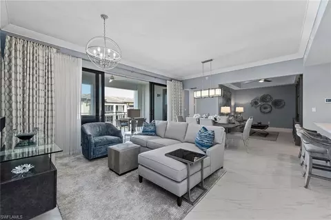 1135 3rd Ave S #516, Naples, FL 34102