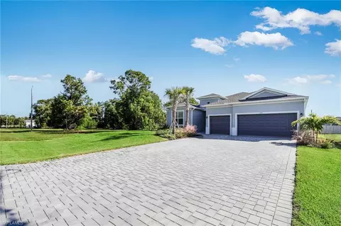 4729 NW 40th Ave, Cape Coral, FL 33993