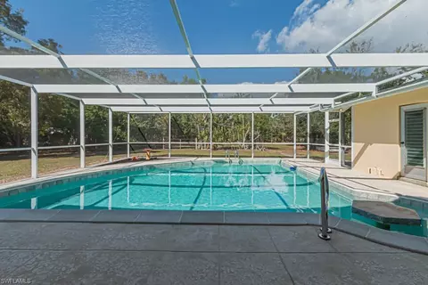 Exterior - 5625 Cedar Tree Ln, Naples, FL 34116 photo 4 of 9