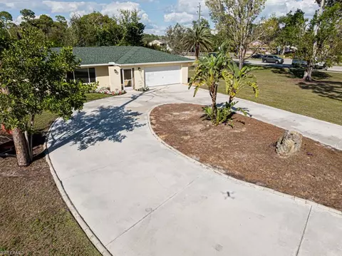 Exterior - 5625 Cedar Tree Ln, Naples, FL 34116 photo 9 of 9