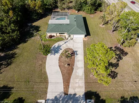 View/Area - 5625 Cedar Tree Ln, Naples, FL 34116 photo 1 of 6