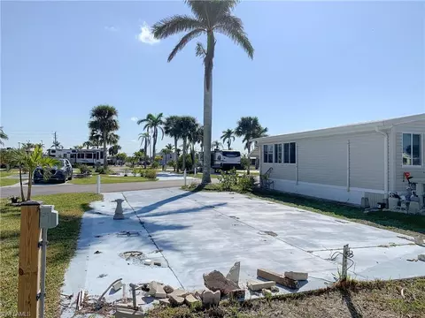 19681 Summerlin Apt 225j Rd, Fort Myers, FL 33908