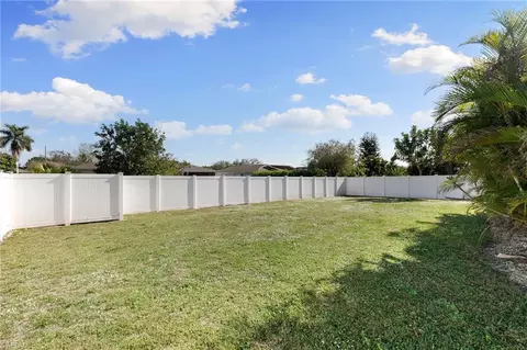 704 Meyer Dr, Naples, FL 34120 photo 23