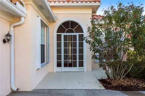 3989 Isla Ciudad Ct, Naples, FL 34109 photo 5