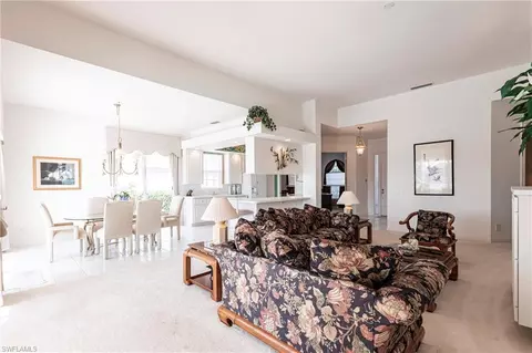 3989 Isla Ciudad Ct, Naples, FL 34109 photo 10