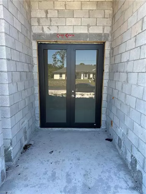 4217 3rd St W, Lehigh Acres, FL 33971