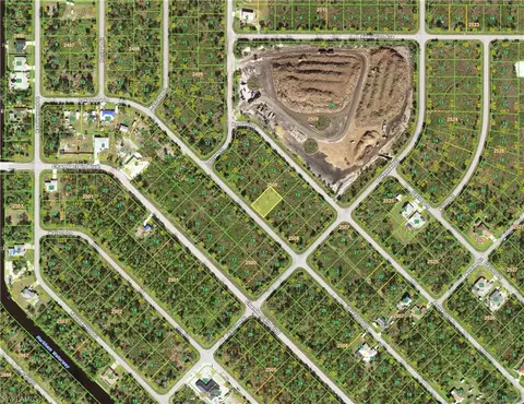 356 Lakewood Ln, Port Charlotte, FL 33953