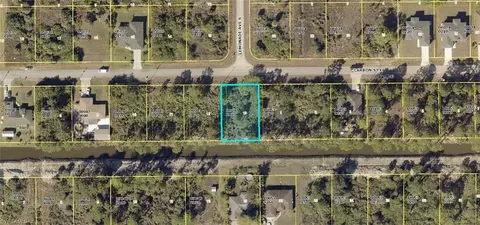 724 Carbon St E, Lehigh Acres, FL 33974