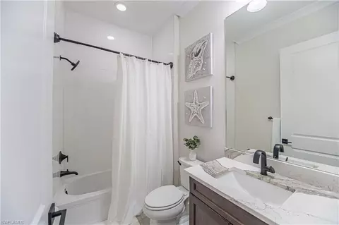 Bath - 7174 Saona Ct, Naples, FL 34113 photo 2 of 4