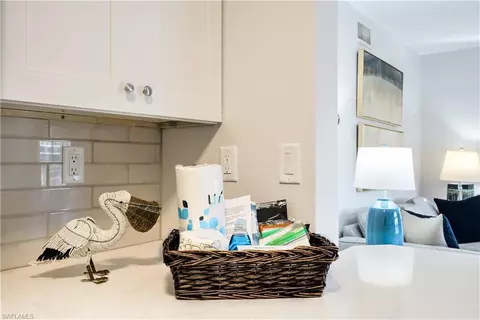 Kitchen - 655 8th Ave S #3, Naples, FL 34102 photo 6 of 9