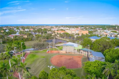 View/Area - 655 8th Ave S #3, Naples, FL 34102 photo 4 of 6